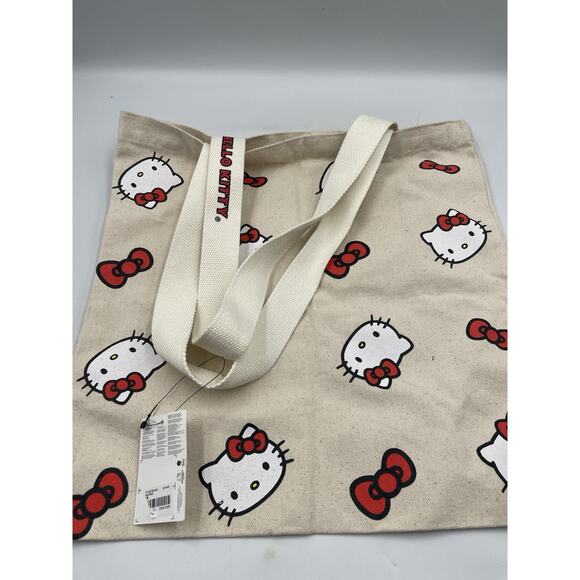 Hello Kitty Canvas Faces And Ref Bow Tote NEW With Tags - Fast Shipping! - Picture 2 of 5